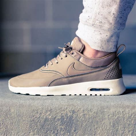 nike air max thea premium beige amazon|nike air max thea orange.